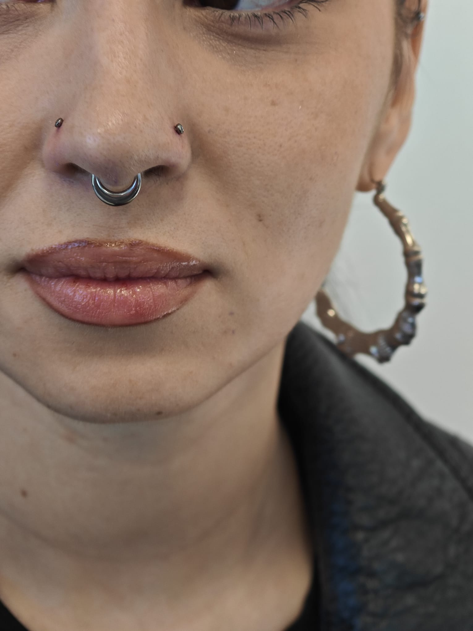 Piercing nostril brillo