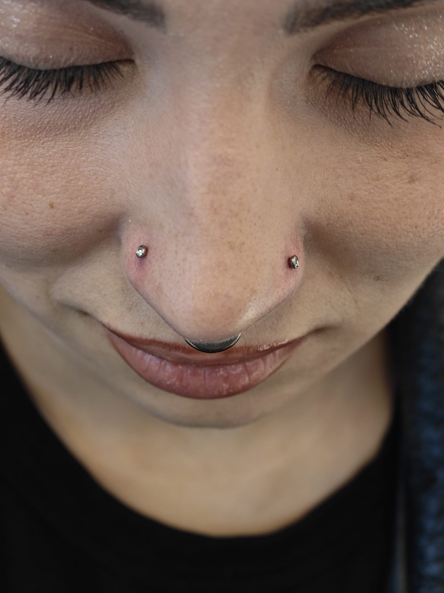 Piercing nostril brillo